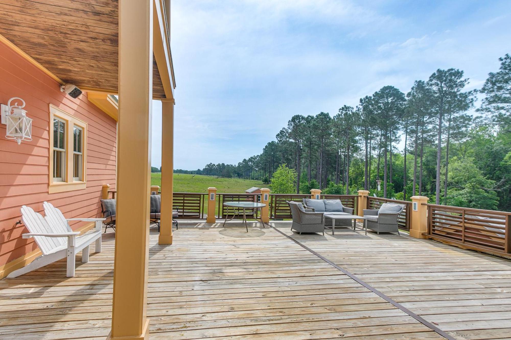 Secluded Home With Deck - Near Downtown Fitzgerald! Экстерьер фото
